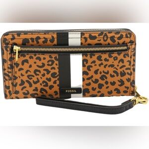 Fossil Logan Cheetah Print Zip Around
Wristlet Wallet Clutch